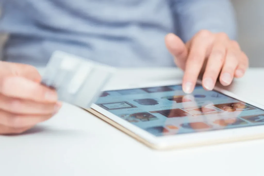 5 Perbedaan Alibaba dan Amazon